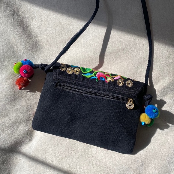 Thai embroidery, multi color small cross body purse Hmong hill tribe - Picture 7 of 8